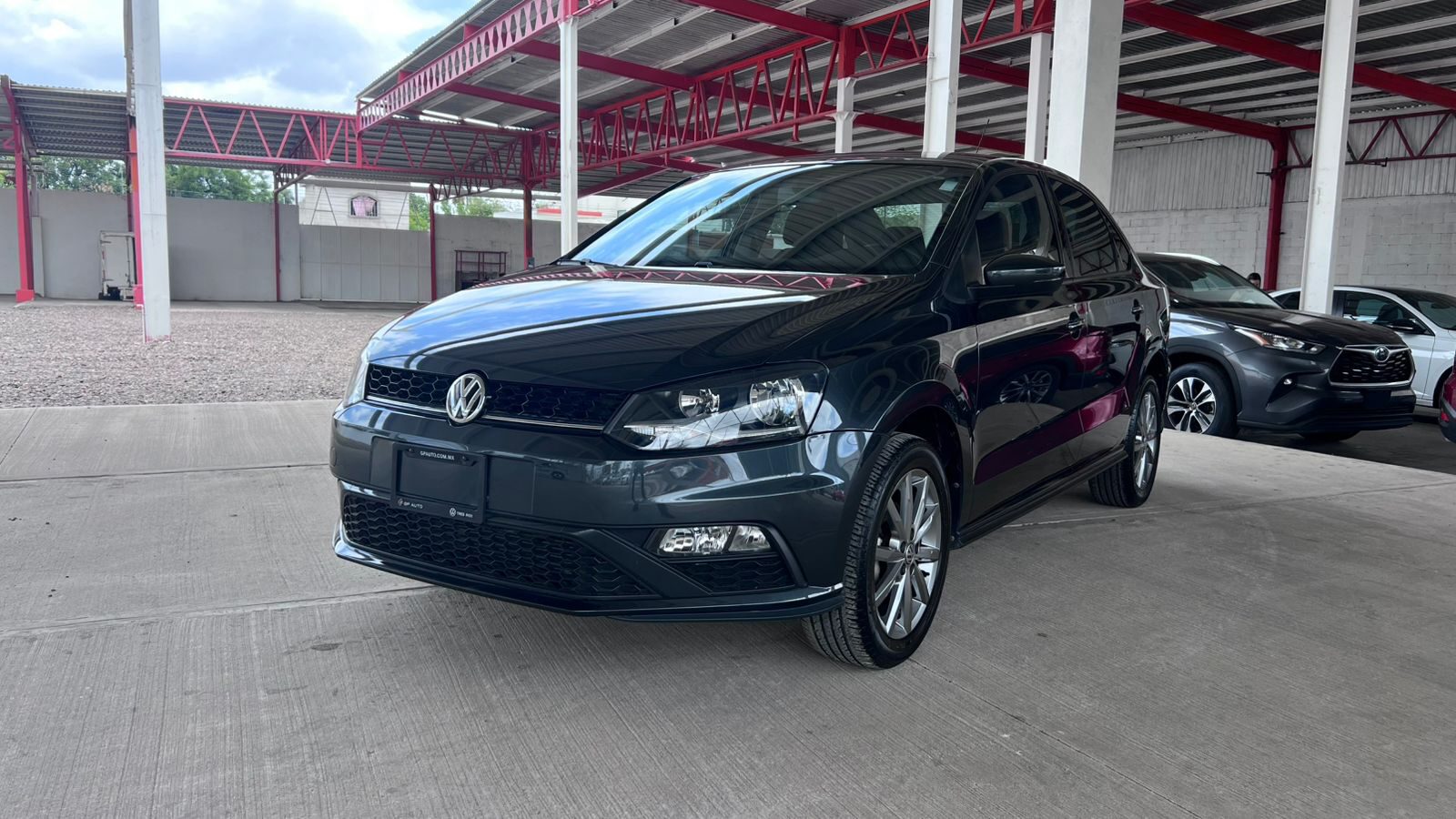 2021 Volkswagen Vento Comfortline Plus thumbnail 2