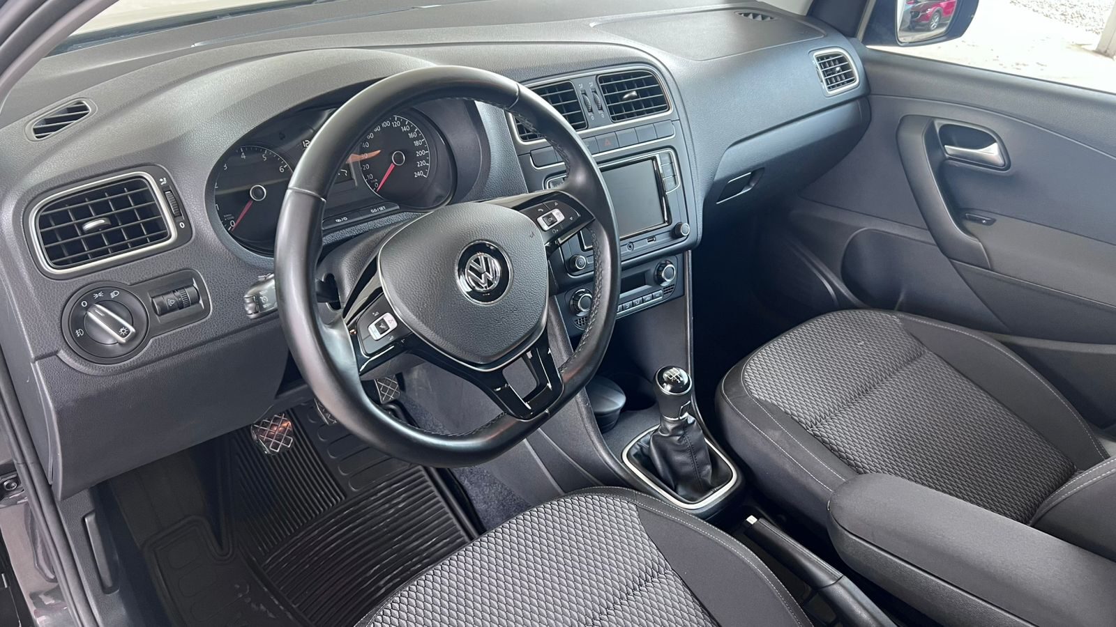 2021 Volkswagen Vento Comfortline Plus thumbnail 4