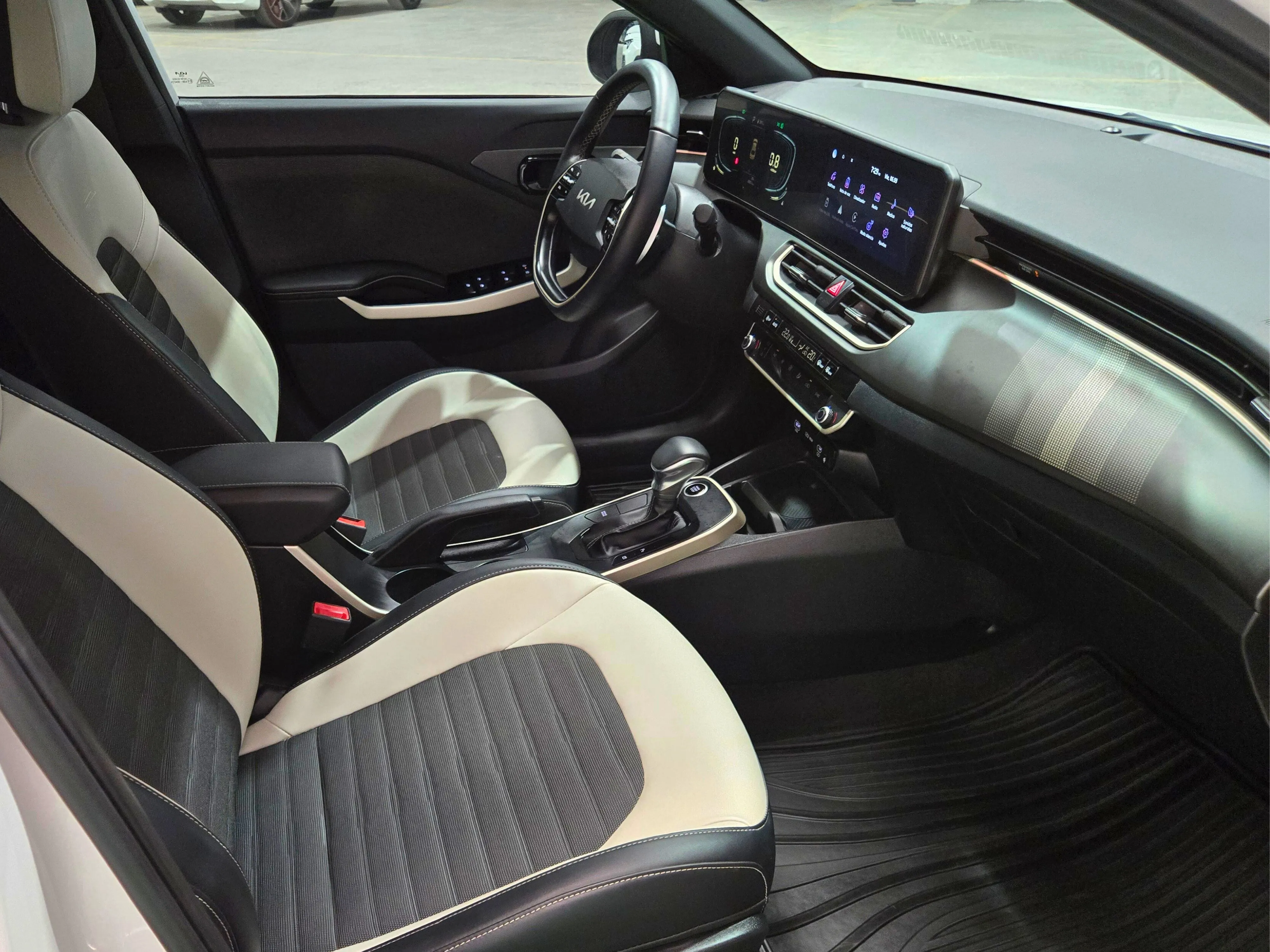 KIA K3 GT LINE 2024 thumbnail 8