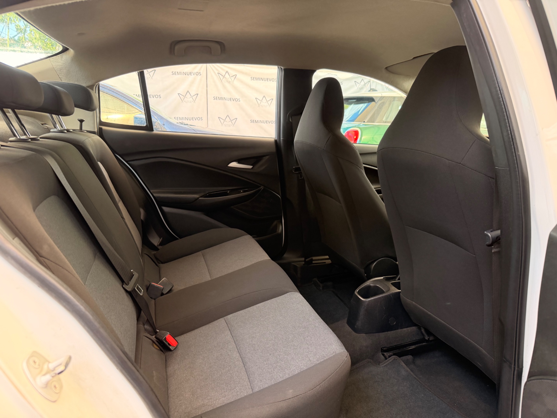 2023 Chevrolet Onix Ls Mt miniatura 10