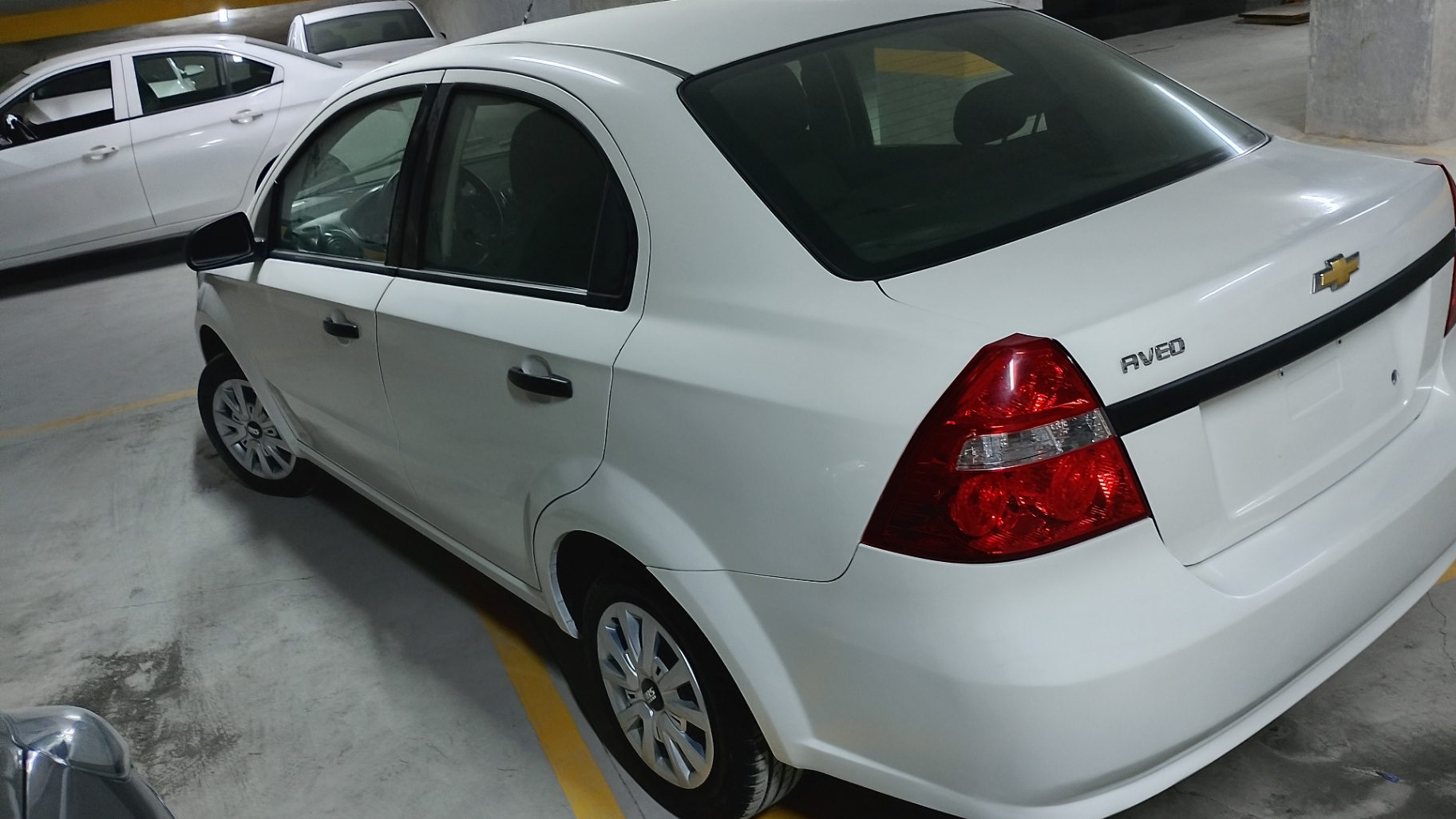 Chevrolet AVEO  2018 miniatura 3