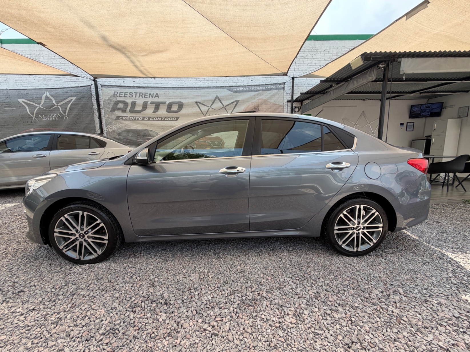 2019 Kia Rio Sedán Ex Pack  miniatura 5