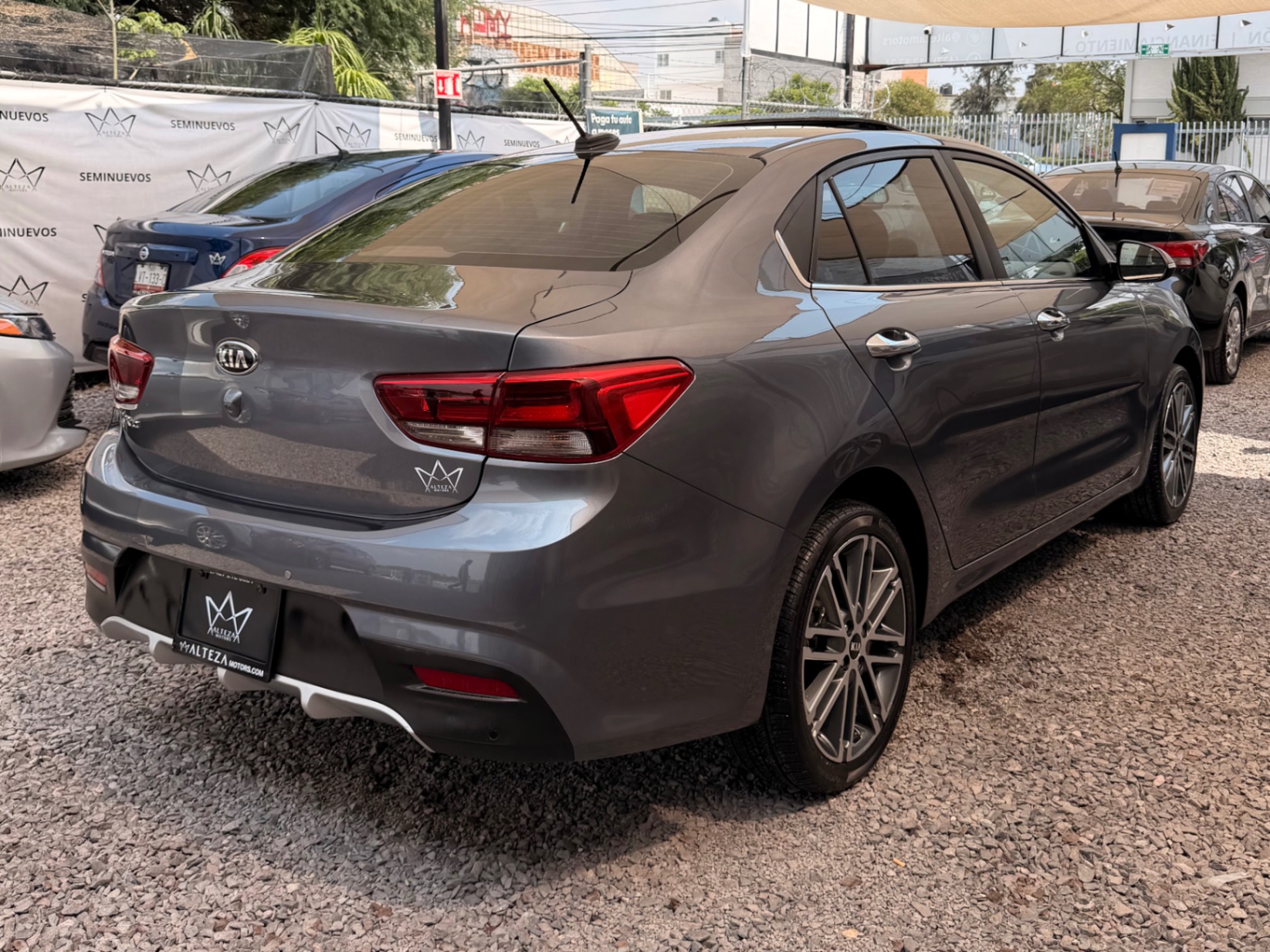 2019 Kia Rio Sedán Ex Pack  miniatura 3