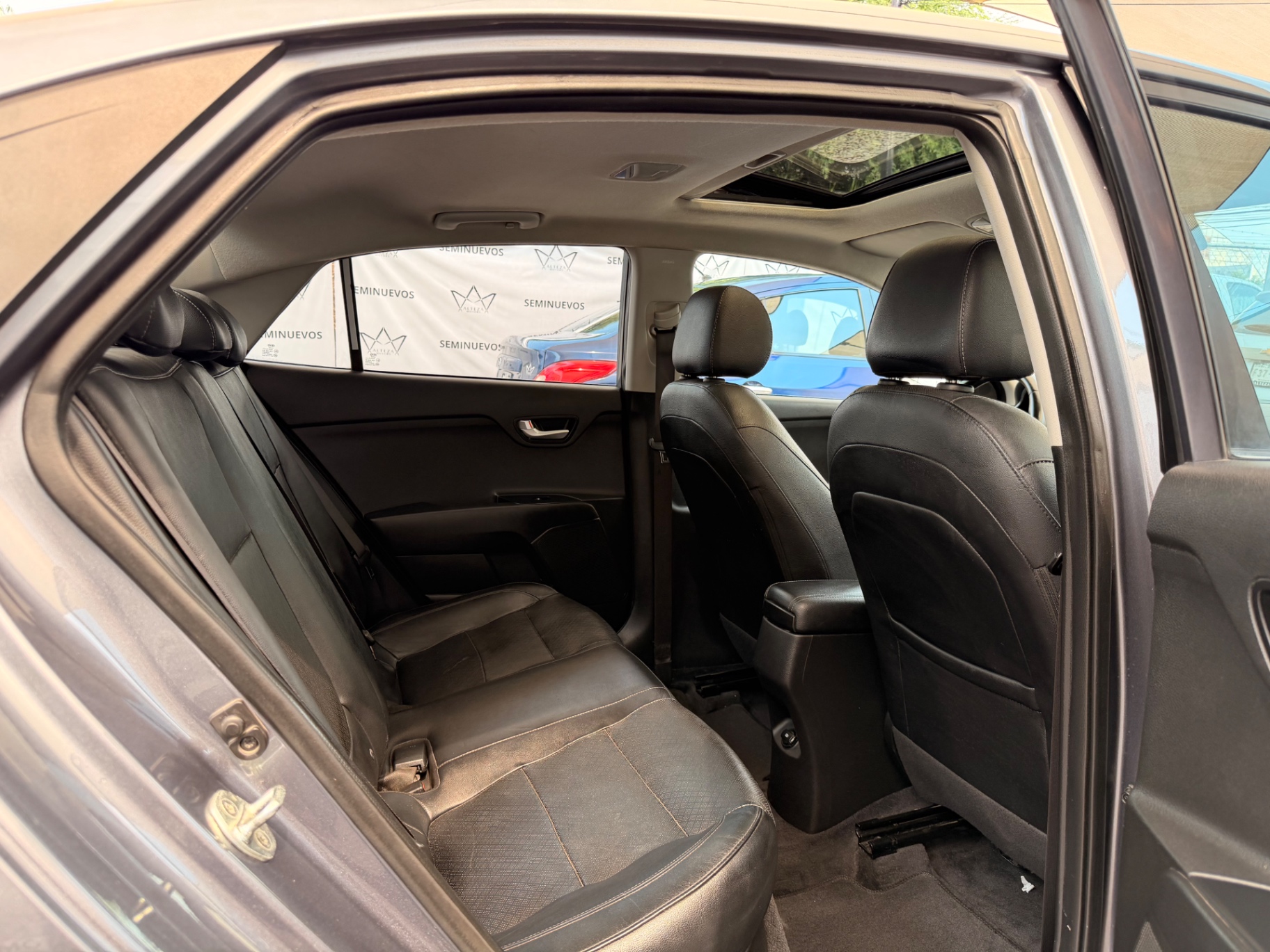 2019 Kia Rio Sedán Ex Pack  miniatura 10