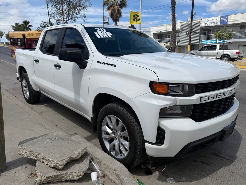 Chevrolet Silverado 2020 thumbnail 3