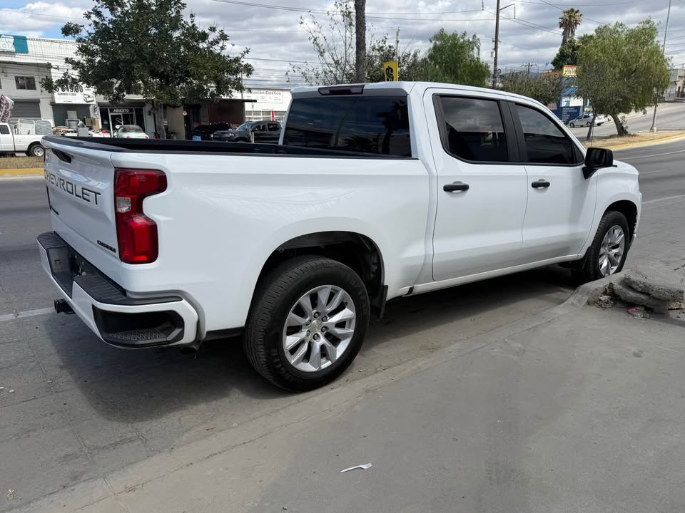 Chevrolet Silverado 2020 thumbnail 4