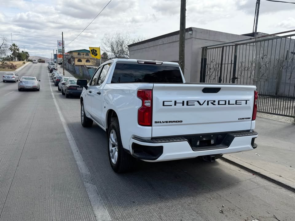 Chevrolet Silverado 2020 thumbnail 6