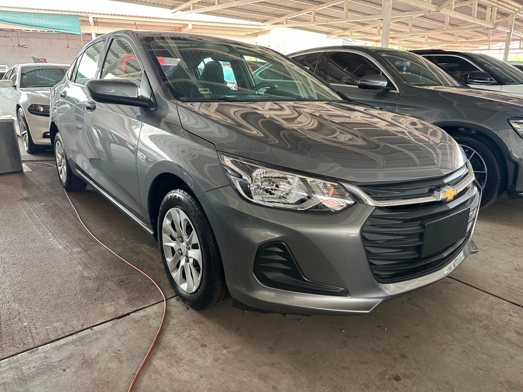 2022 Chevrolet ONIX LS thumbnail 2