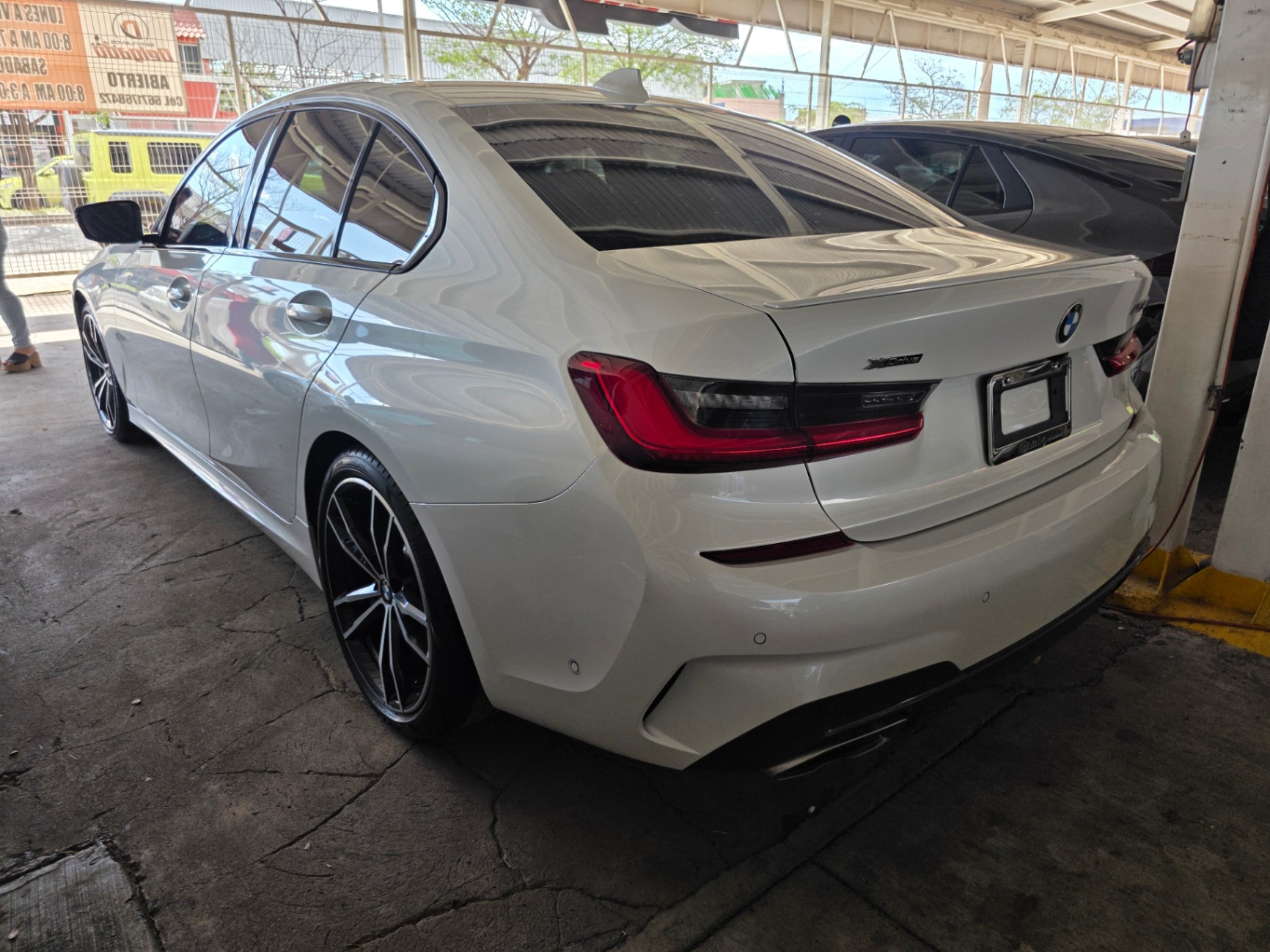 2021 BMW M340i thumbnail 3