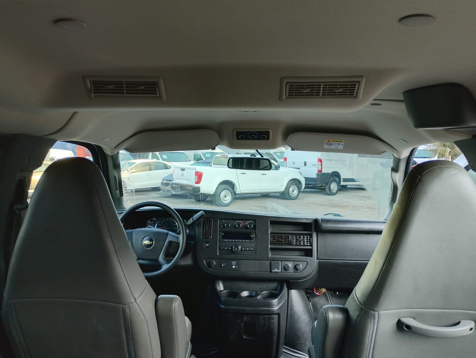 Chevrolet EXPRESS VAN 2022 miniatura 9