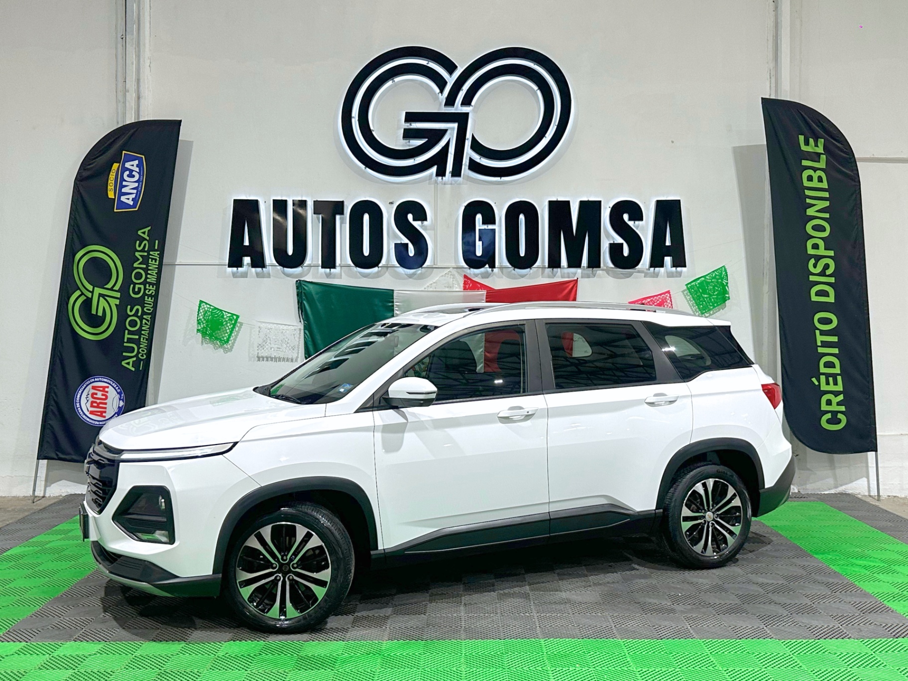 Chevrolet Captiva Premier 2023 seminuevo en Monterrey — $314,900 — foto 1