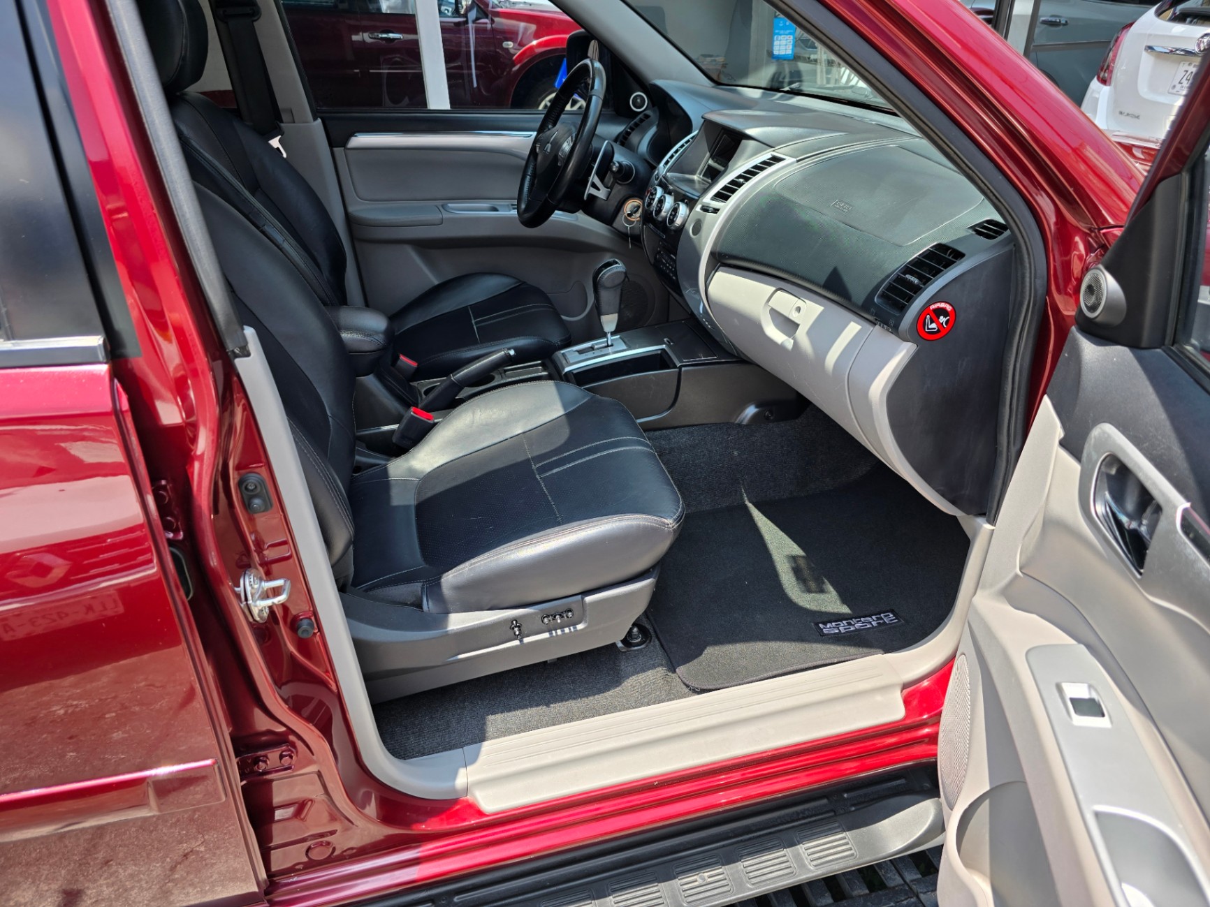 Mitsubishi Montero Sport - imagen 6