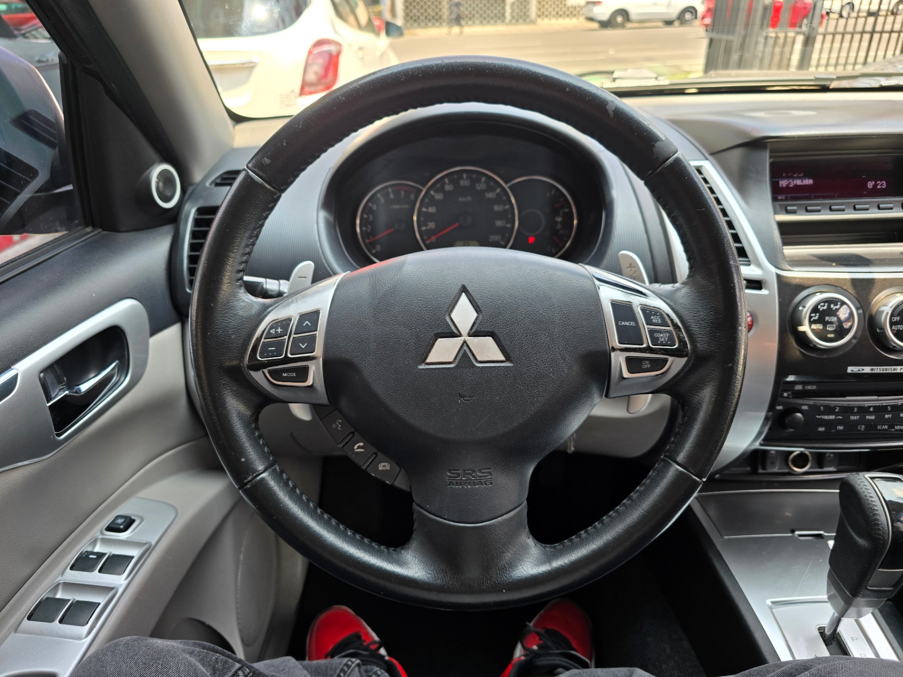 Mitsubishi Montero Sport - imagen 7