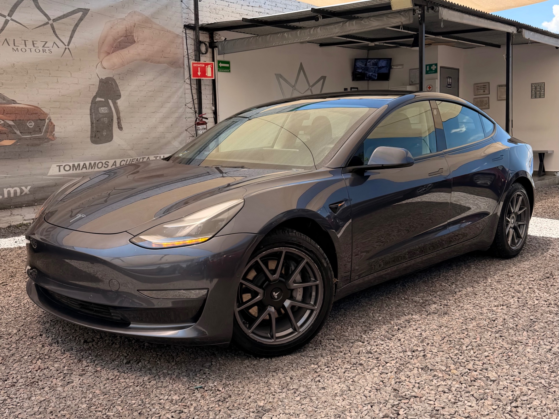 2021 Tesla Model 3 STANDARD RANGE PLUS — imagen 1