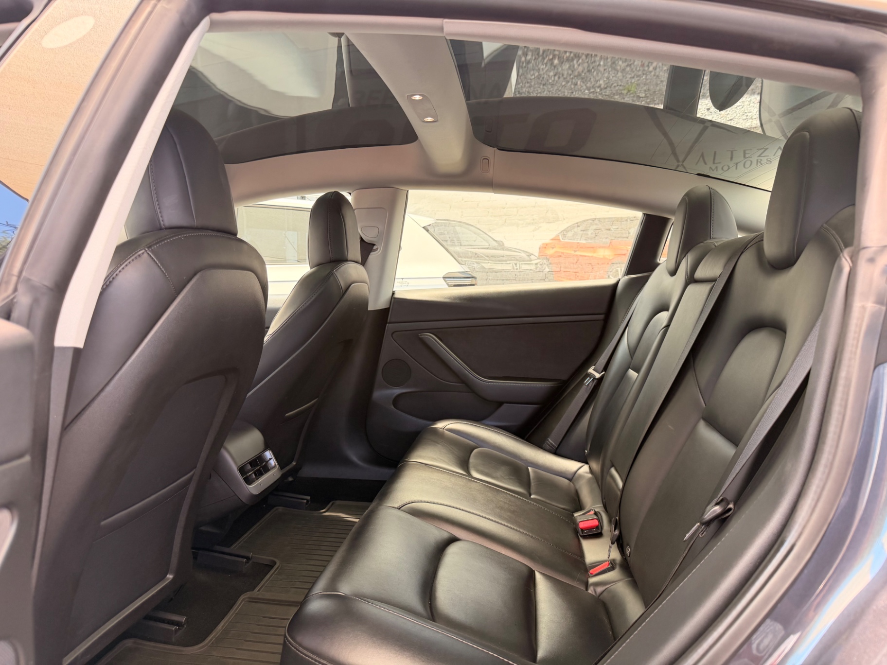 2021 Tesla Model 3 STANDARD RANGE PLUS  miniatura 9