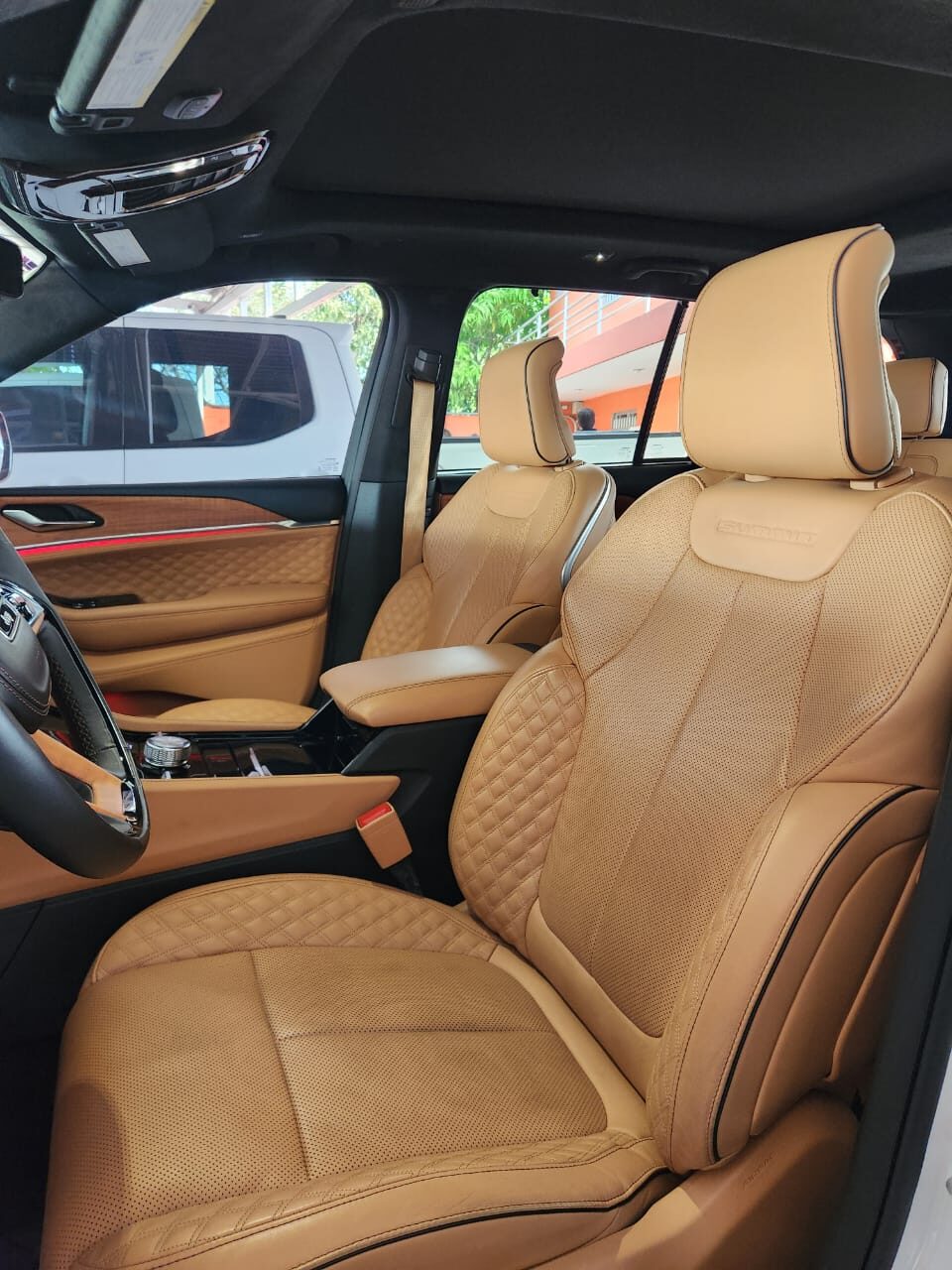 2024 Jeep Grand Cherokee Summit thumbnail 8