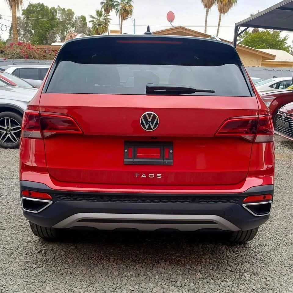 2024 Volkswagen Taos Highline foto 4