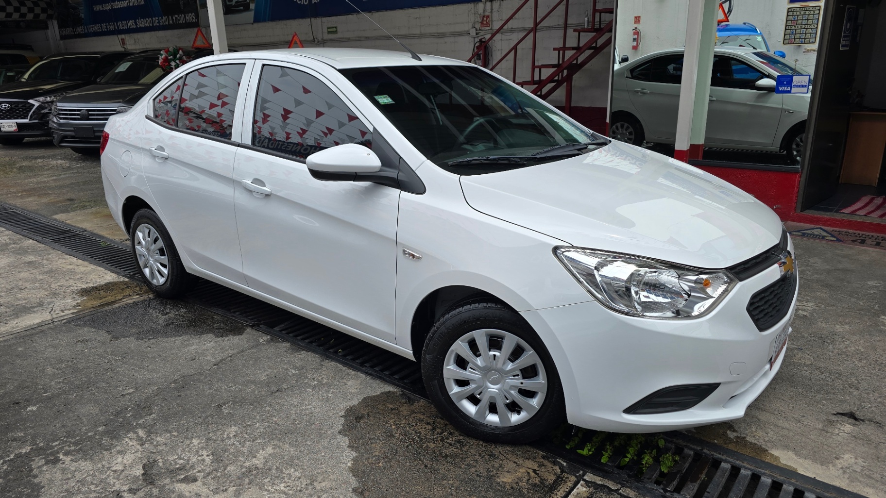 Chevrolet Aveo Sedán LS - imagen 4