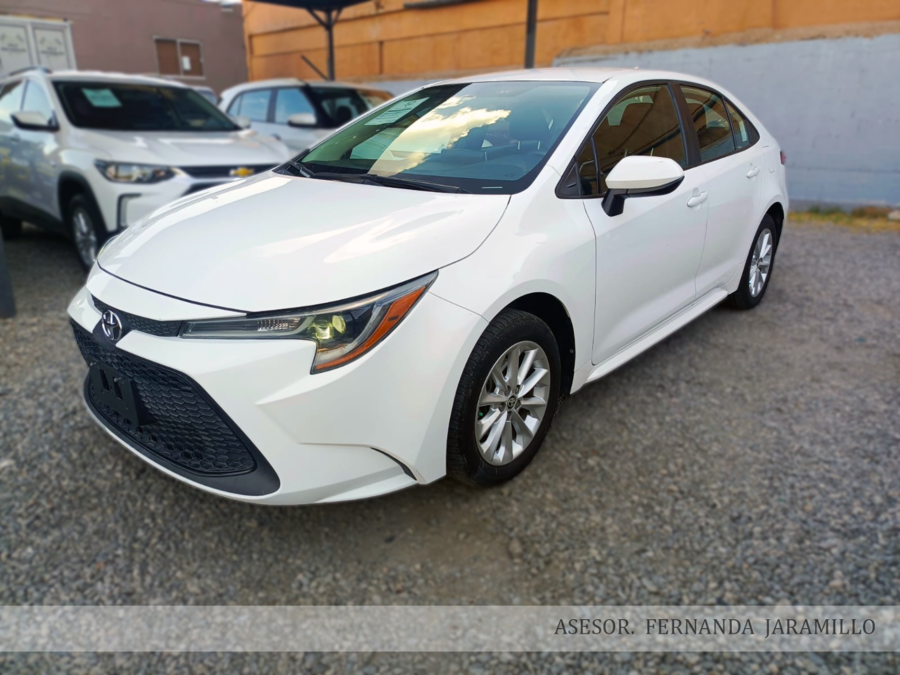 2020 Toyota COROLLA LE foto 2