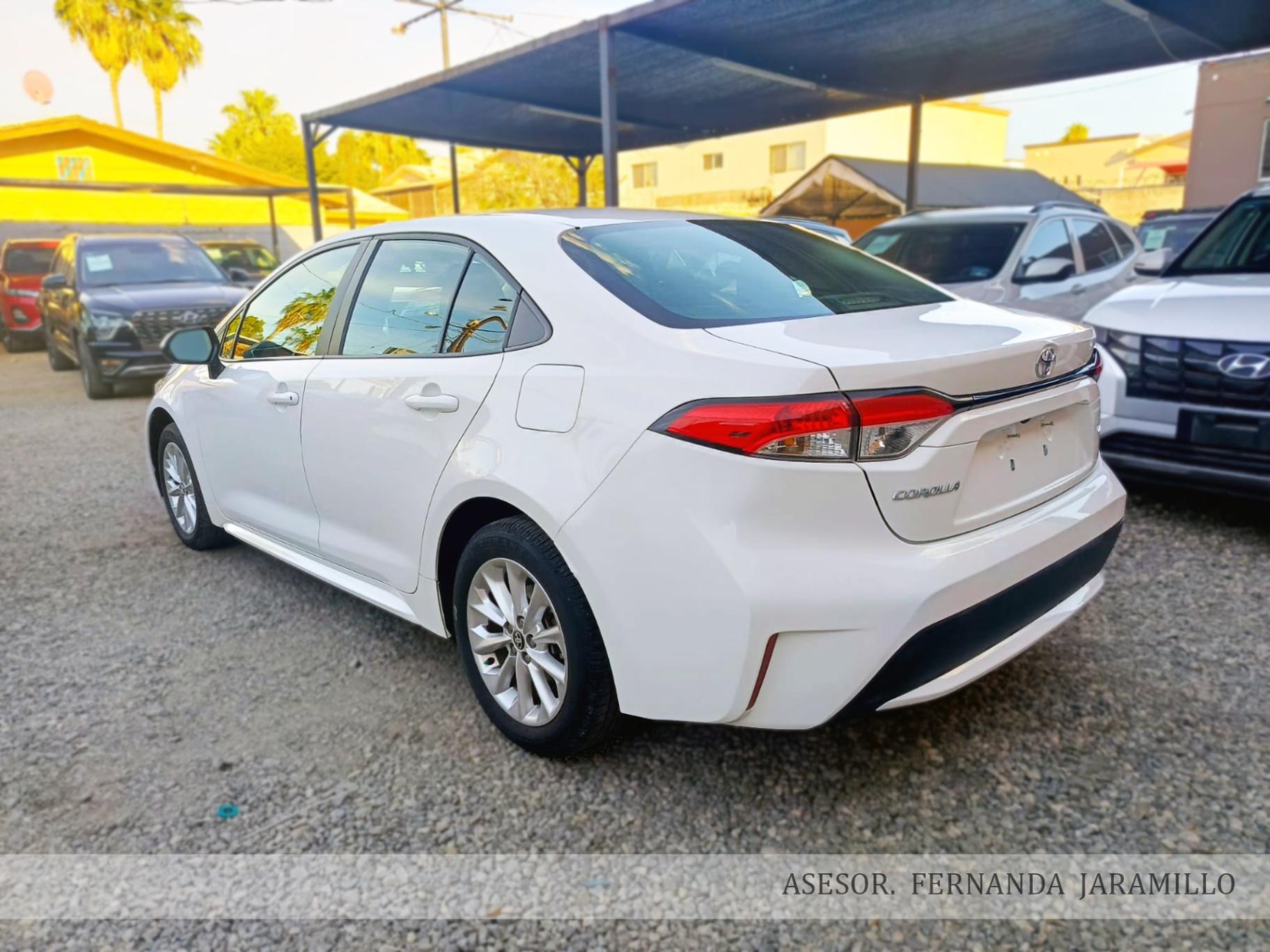 2020 Toyota COROLLA LE foto 3