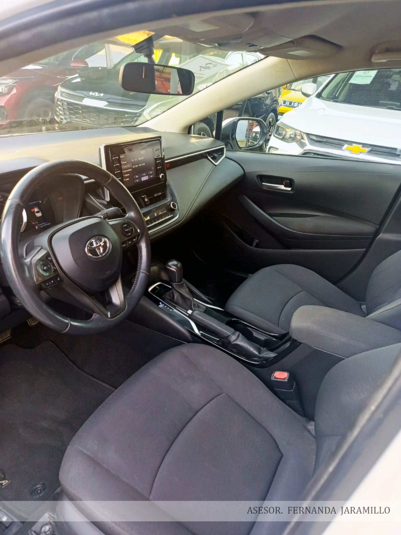 2020 Toyota COROLLA LE foto 7