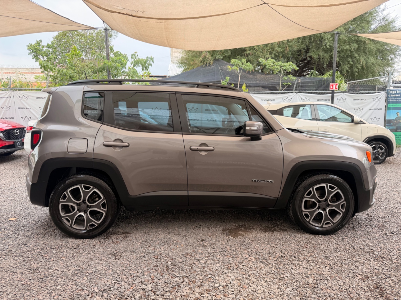 2018 Jeep Renegade Latitude  miniatura 3