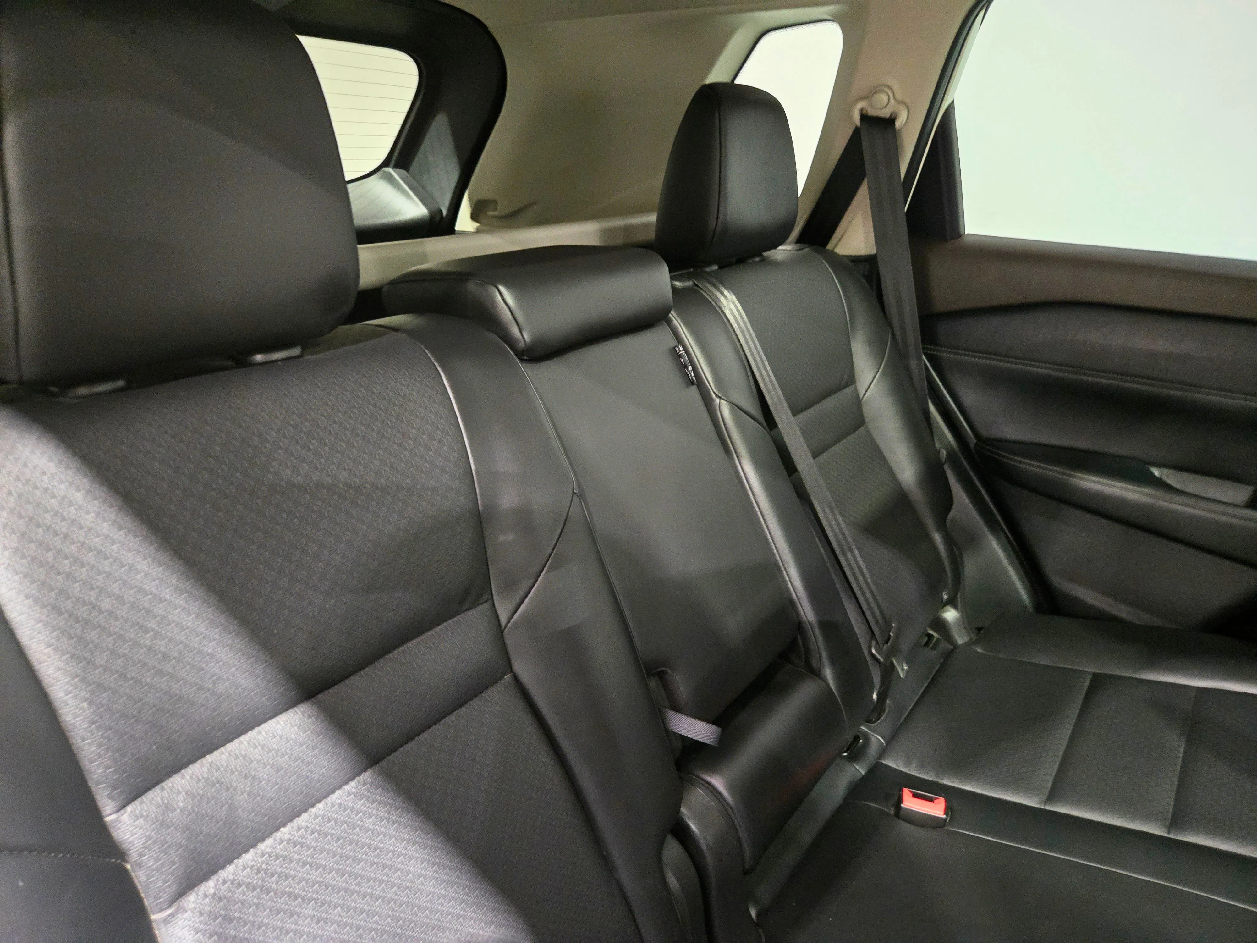 Nissan X-Trail Platinum 2 row 2024 thumbnail 10
