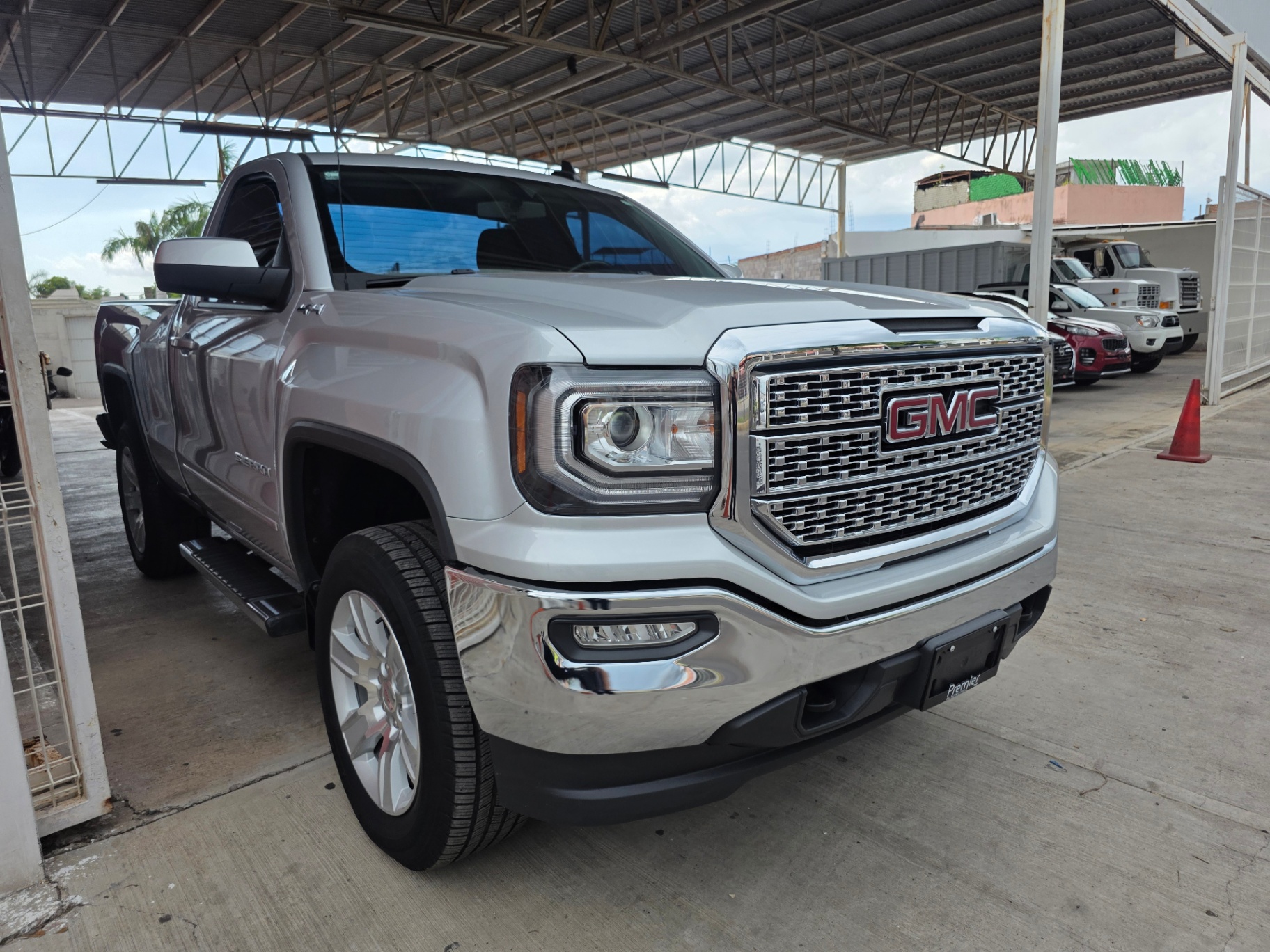 2018 GMC SIERRA SLE CAB REG thumbnail 2