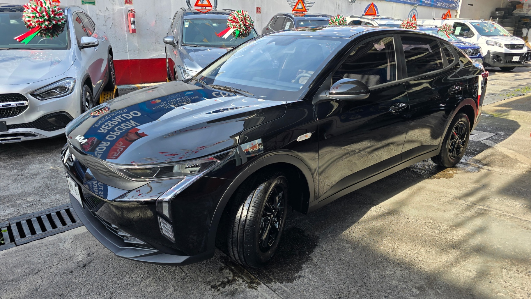 Kia K3 Sedán LX Aut 2027 - Black Pearl