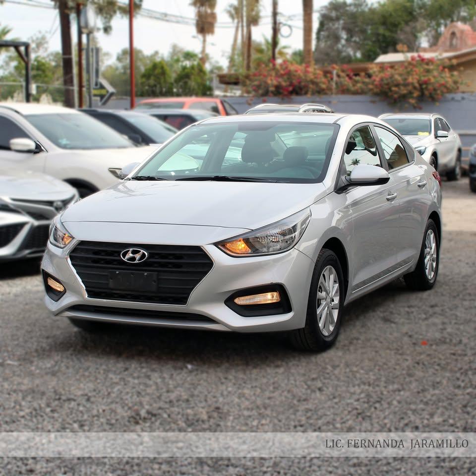 2022 Hyundai Accent GLS foto 3