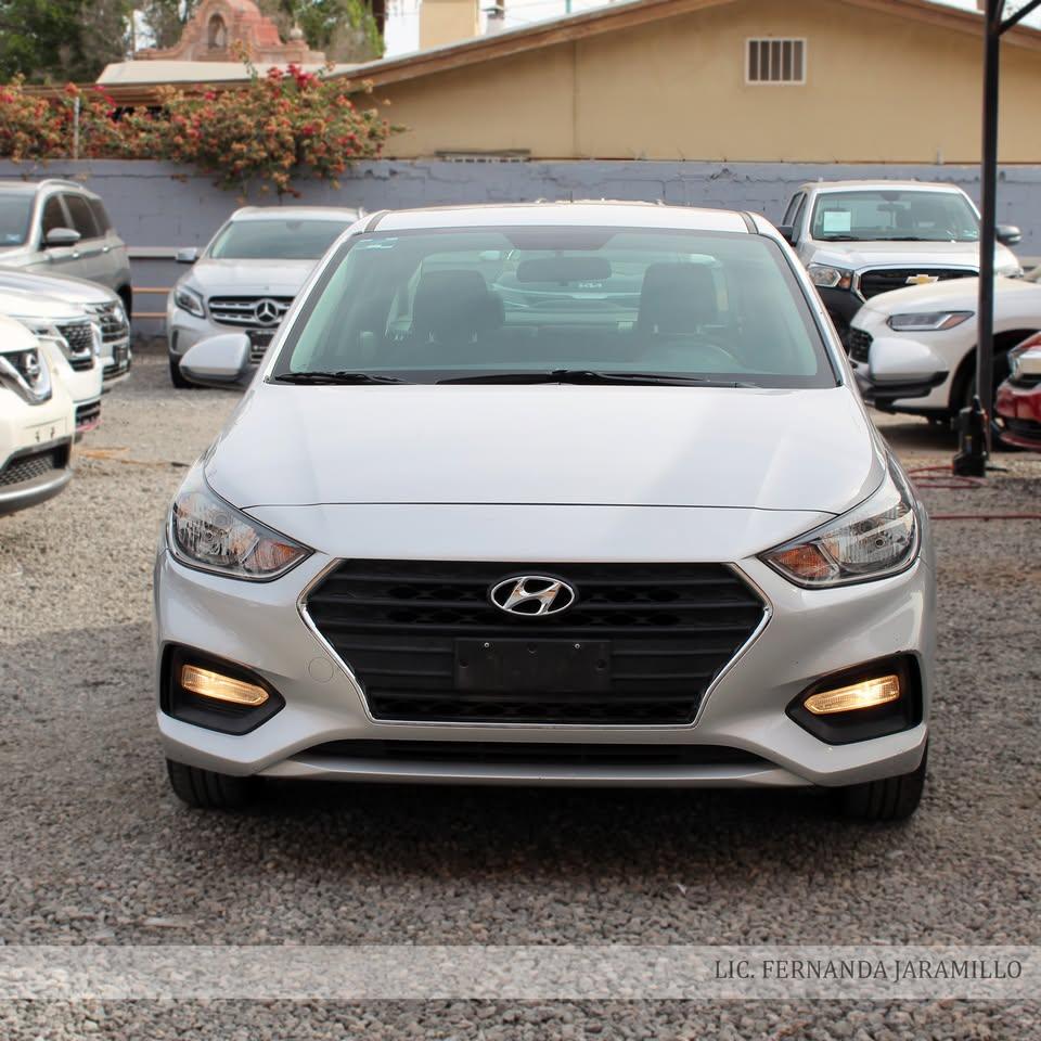 2022 Hyundai Accent GLS foto 2