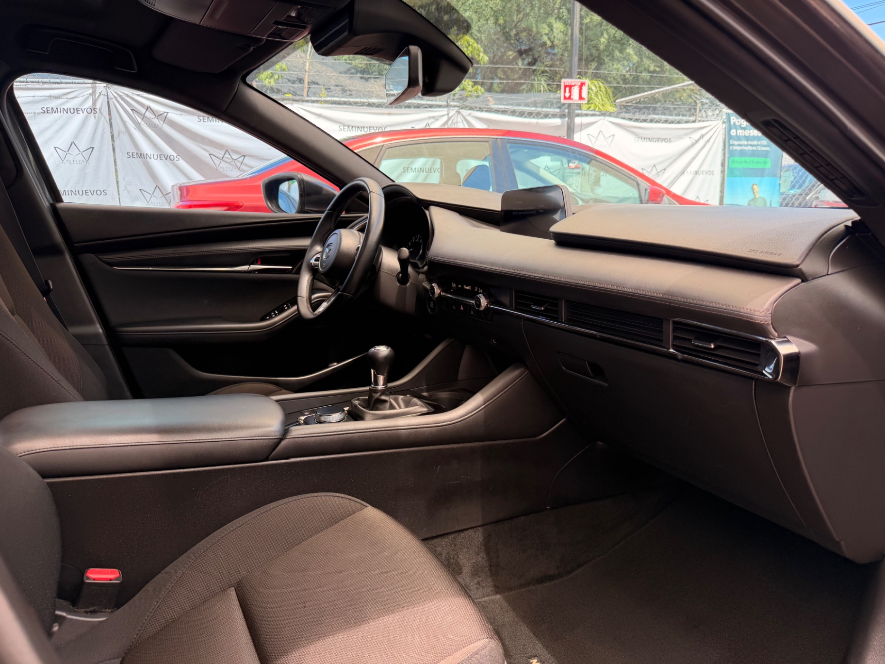 2020 Mazda 3 HB APARTADO miniatura 7