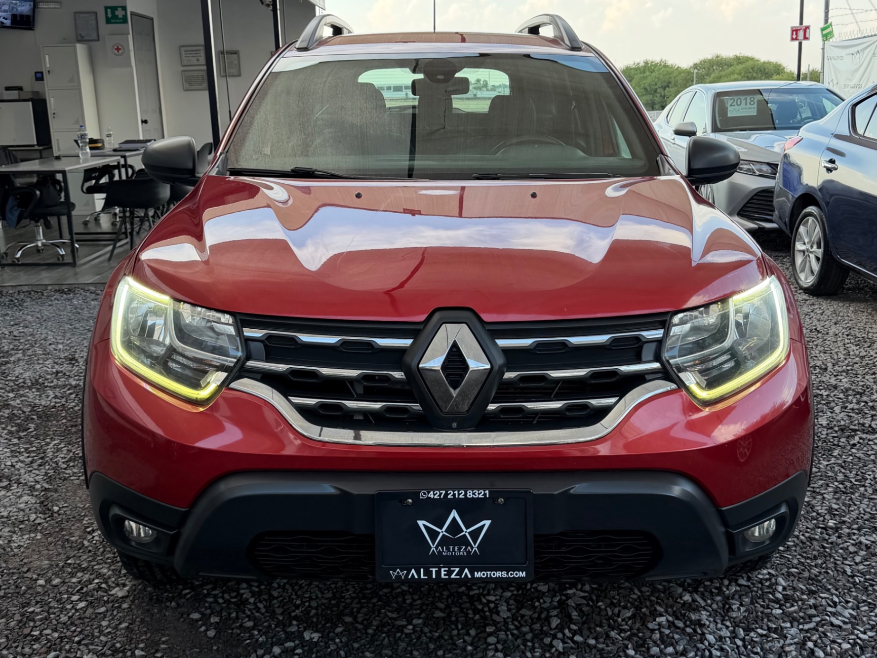 2024 Renault Duster Iconic At miniatura 2