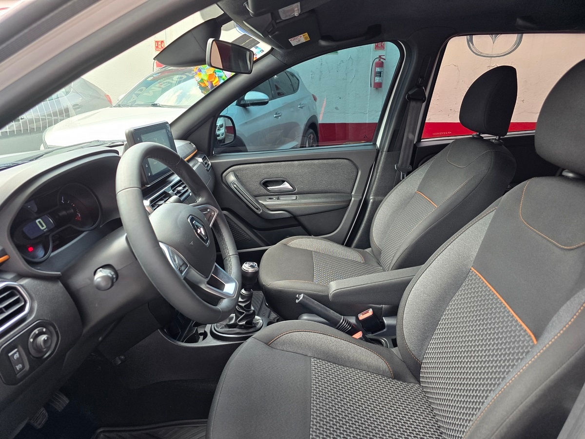 Renault Oroch Outsider - imagen 9