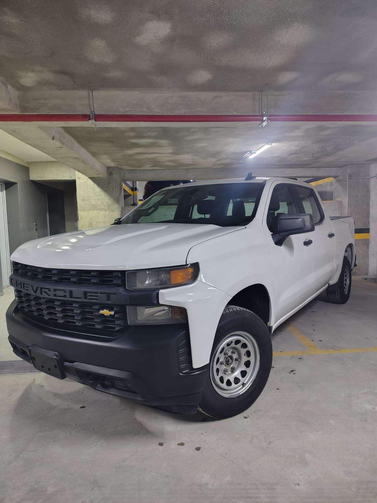Chevrolet SILVERADO  4X4 2021