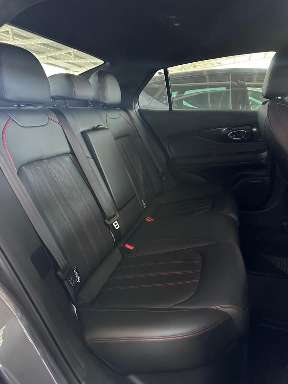 2025 Dodge Attitude Sport thumbnail 4