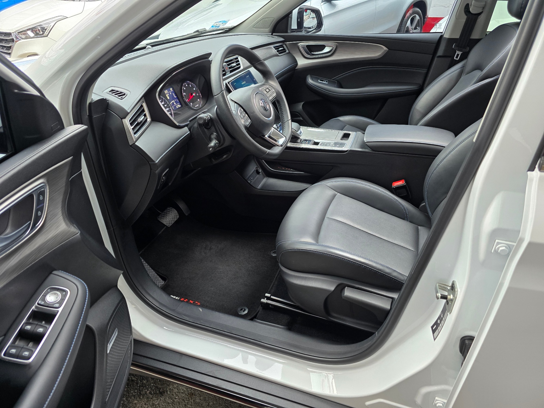 MG RX5 - imagen 5