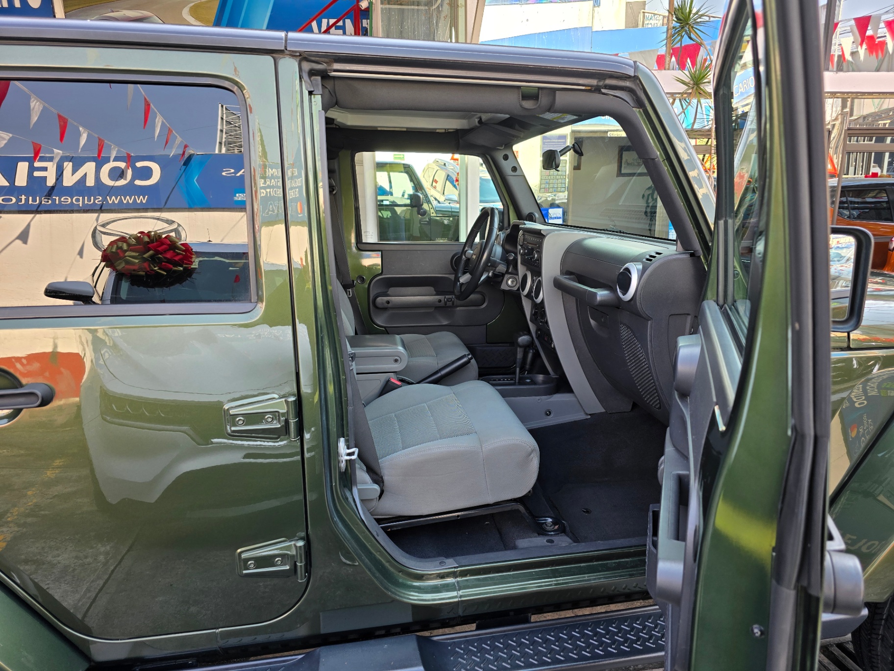 Jeep Wrangler Unlimited Sahara - imagen 6