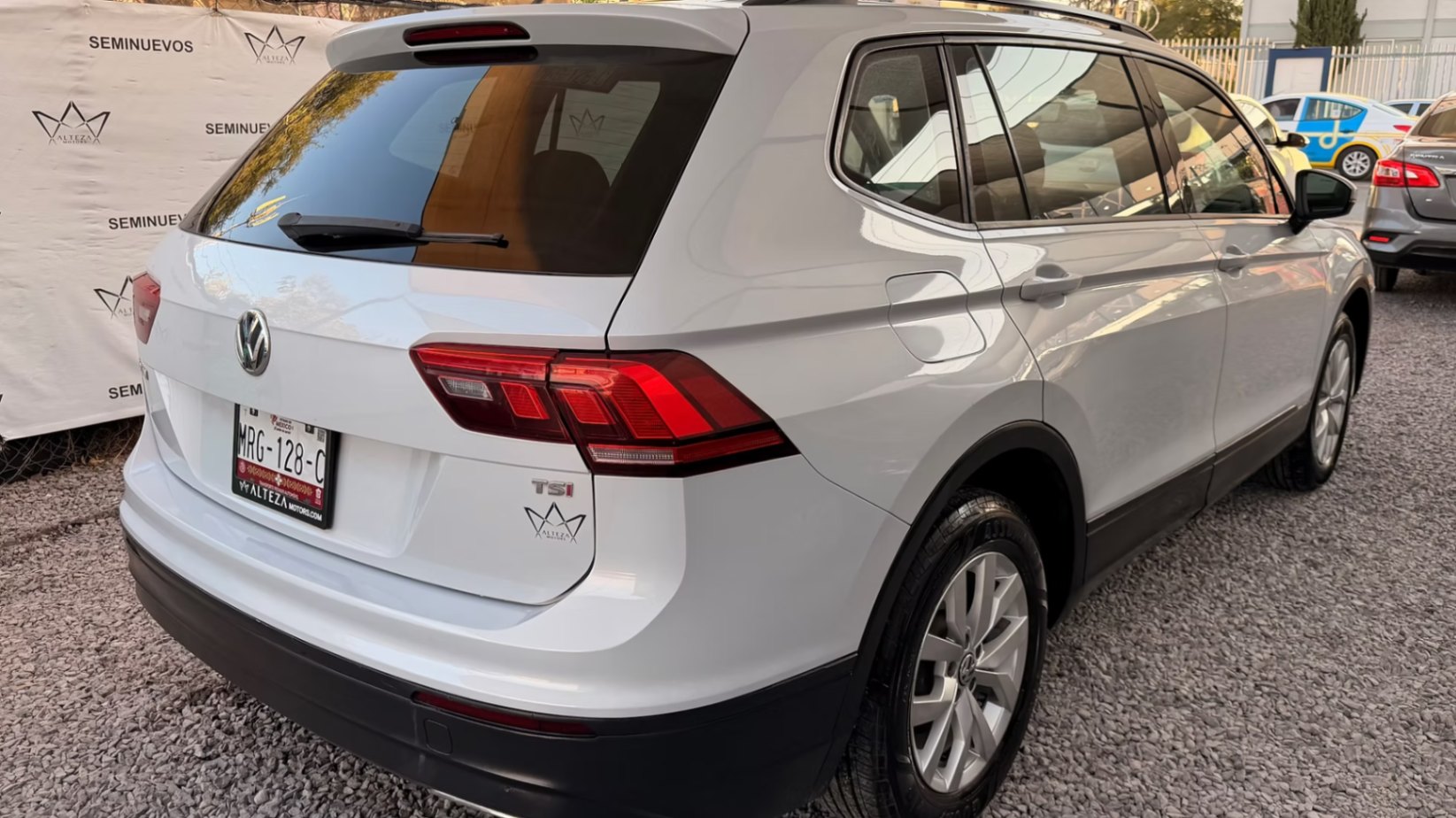 2018 Volkswagen Tiguan Trendline miniatura 5