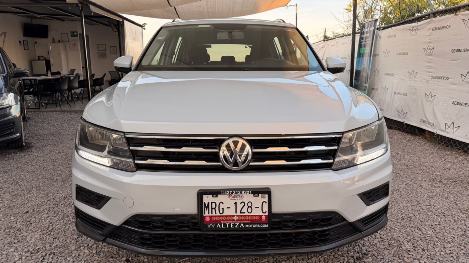 2018 Volkswagen Tiguan Trendline miniatura 2