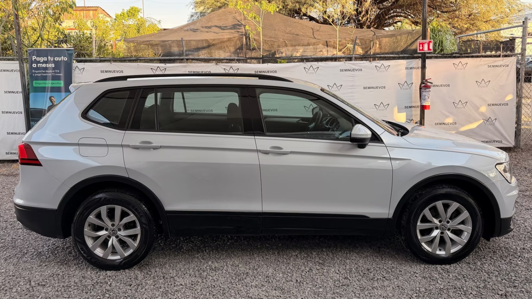 2018 Volkswagen Tiguan Trendline miniatura 4