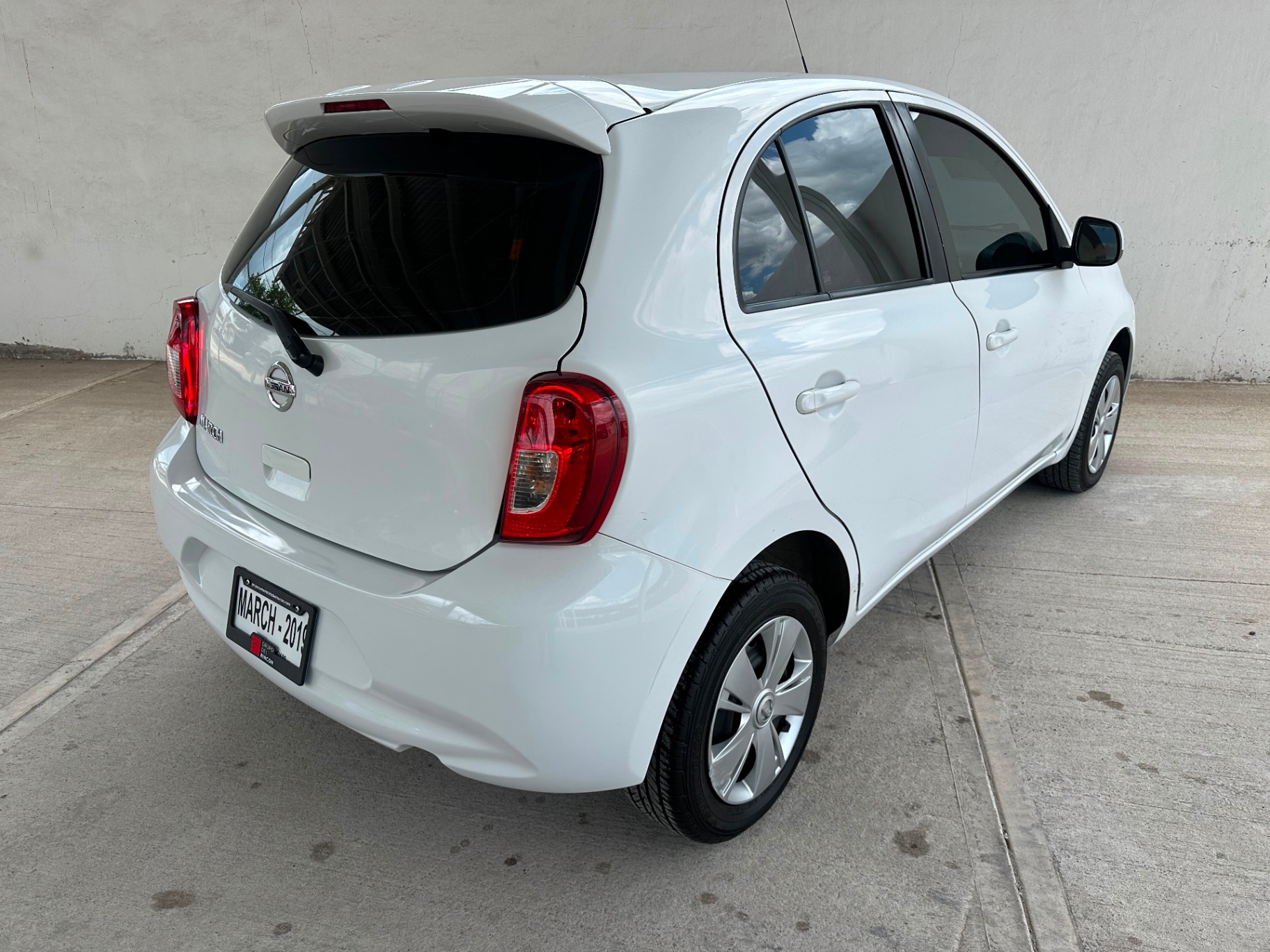 2019 Nissan MARCH SENSE thumbnail 3