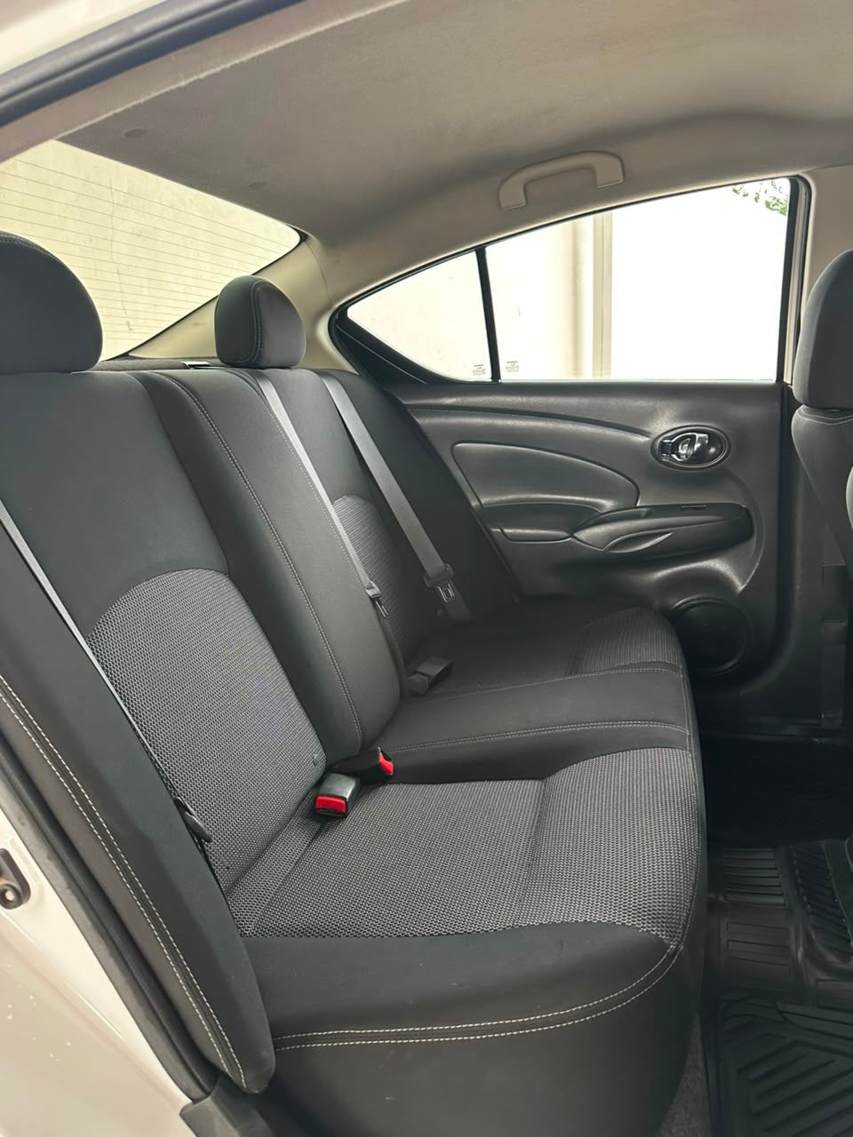 2019 Nissan VERSA SENSE thumbnail 8