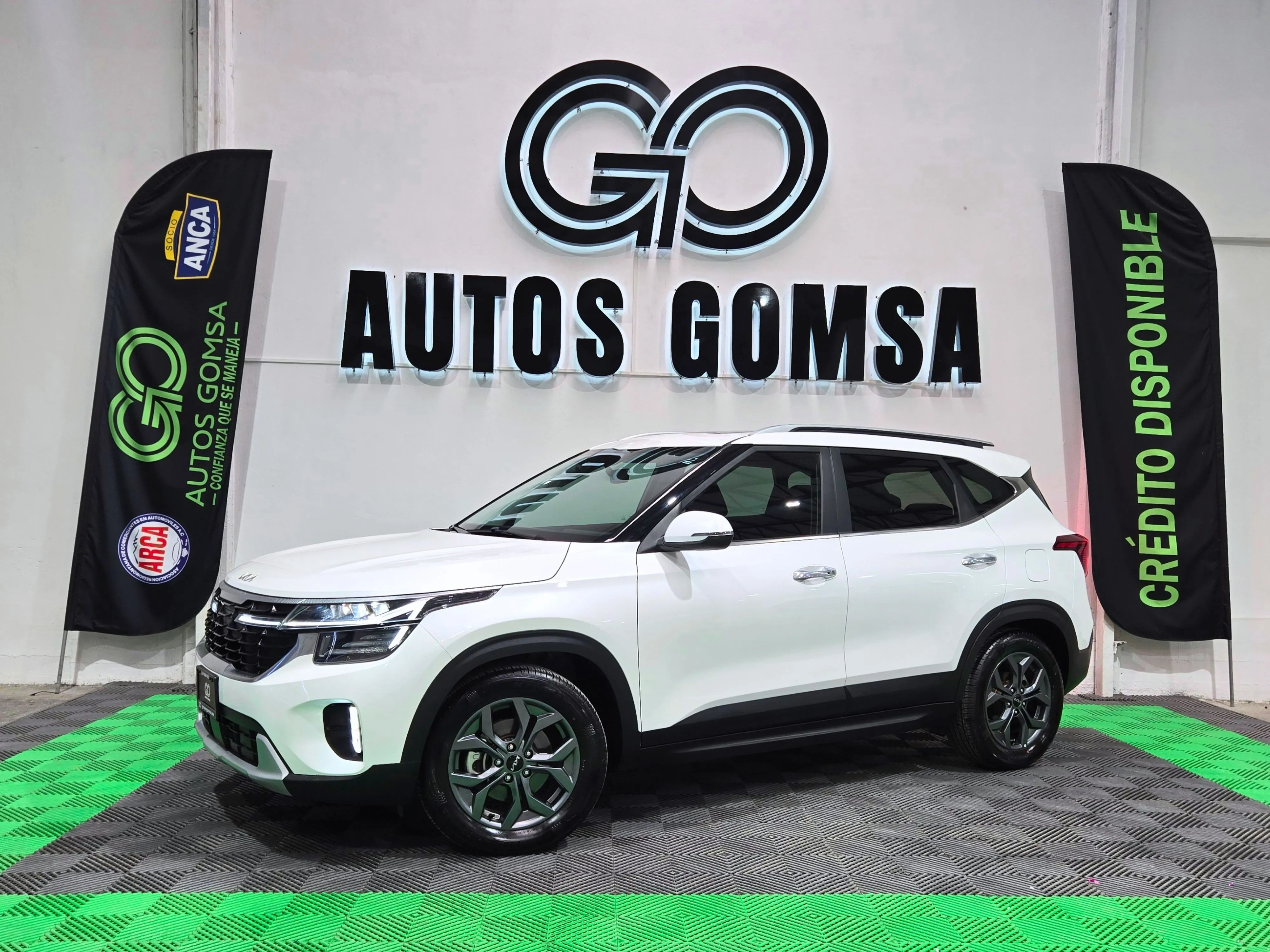 2024 KIA Seltos SX
