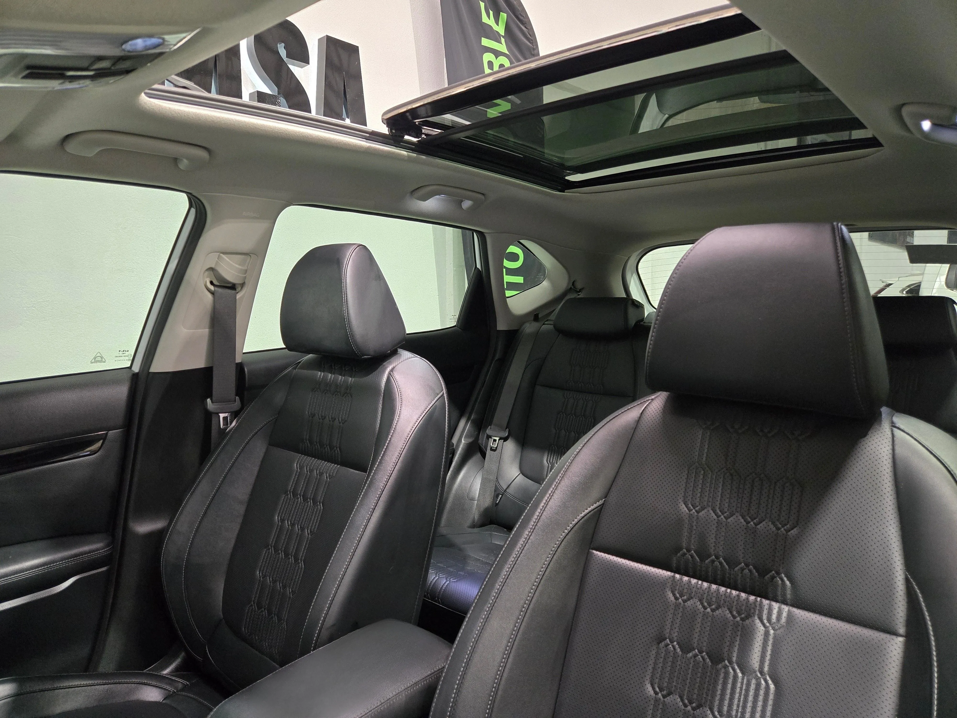KIA Seltos SX 2024 thumbnail 4