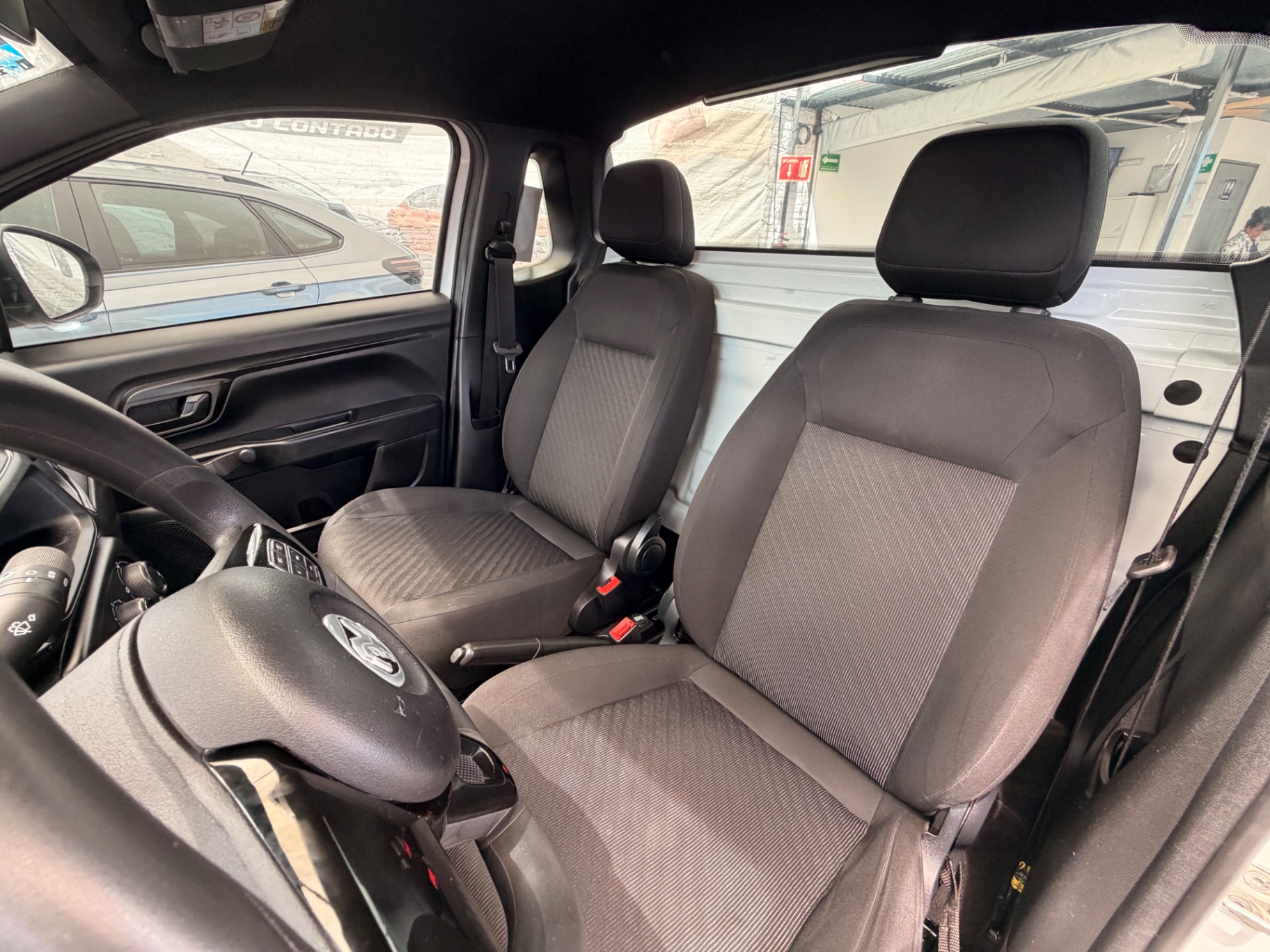 2021 RAM 700 SLT Regular Cab miniatura 11