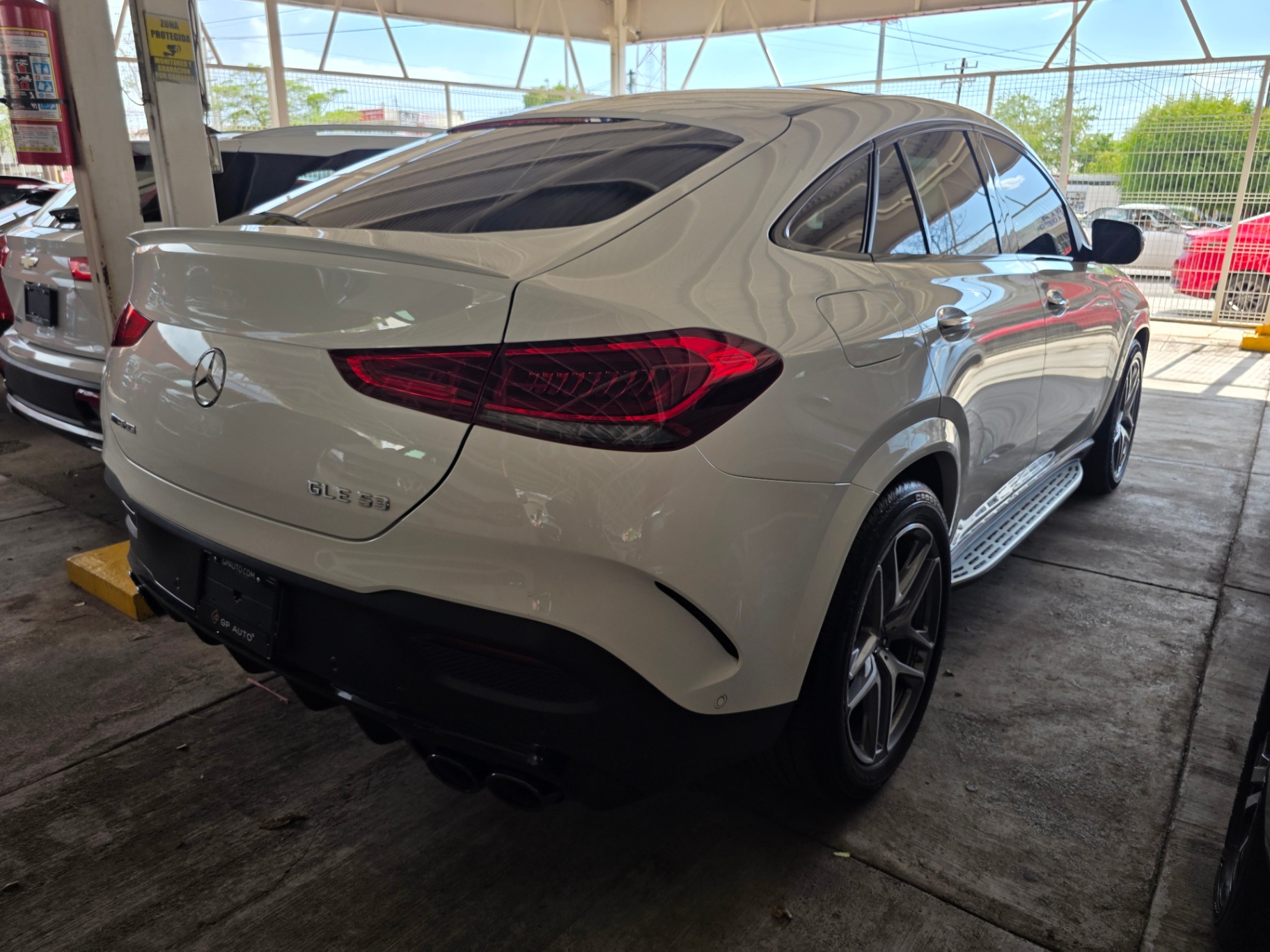 2022 Mercedes-Benz GLE 53 AMG thumbnail 3