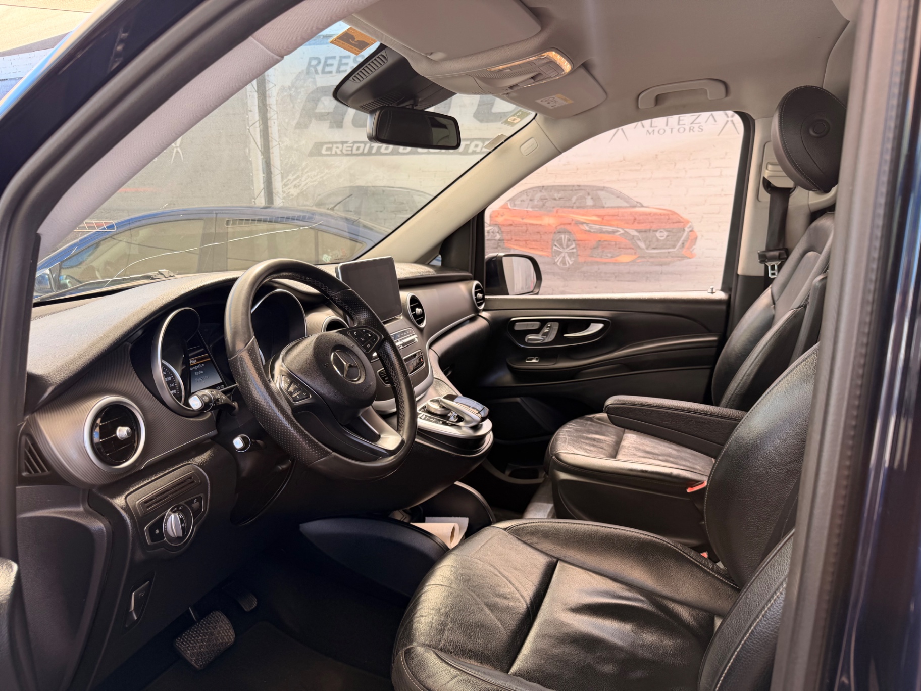 2019 Mercedes-Benz Clase V250 Avantgarde 7 Pax miniatura 6