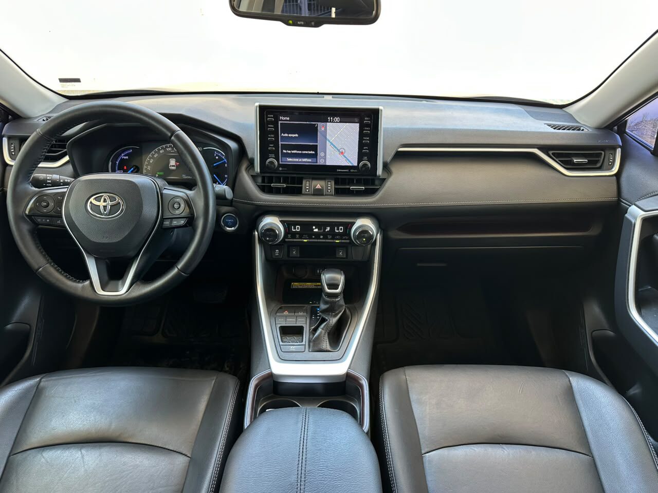 2019 Toyota RAV4 Limited thumbnail 2