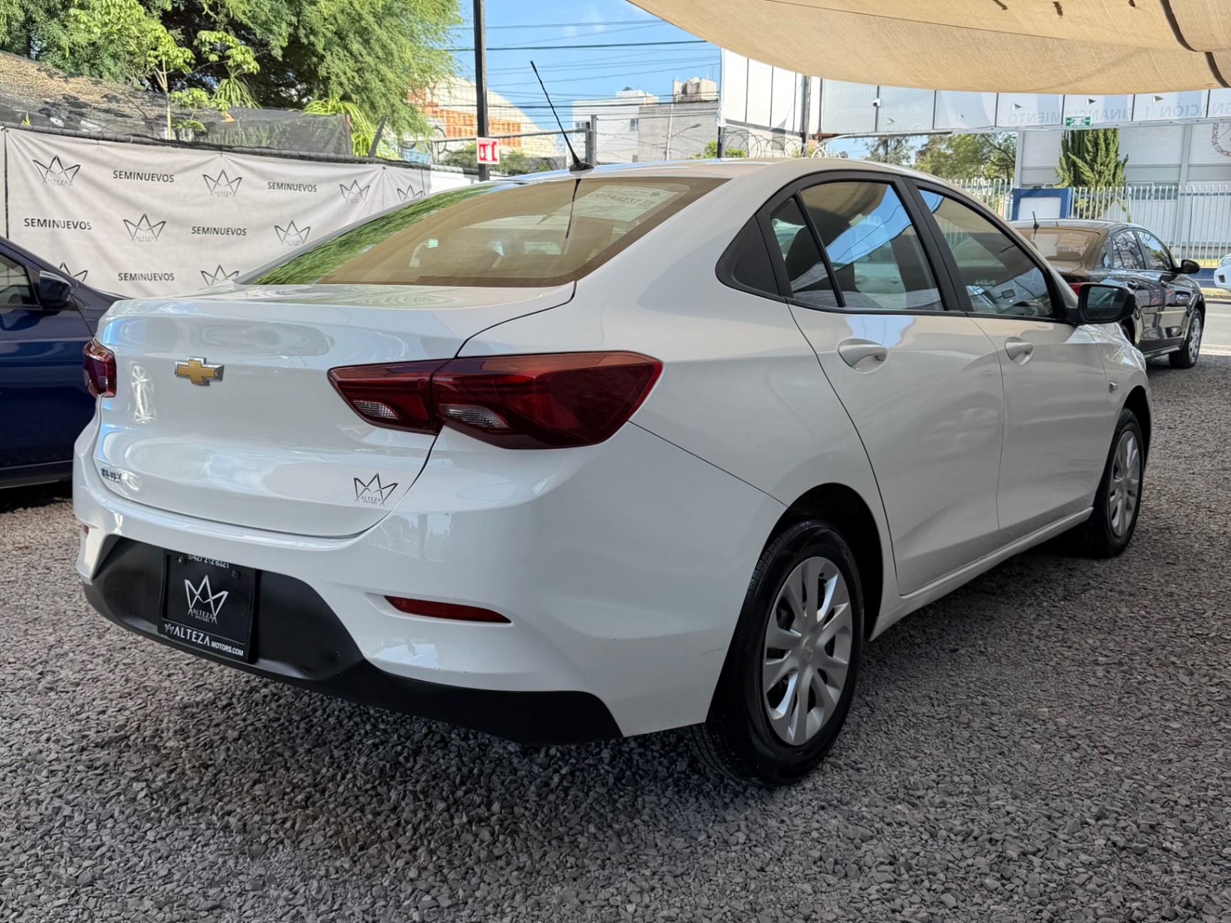 2023 Chevrolet Onix Ls Mt miniatura 3